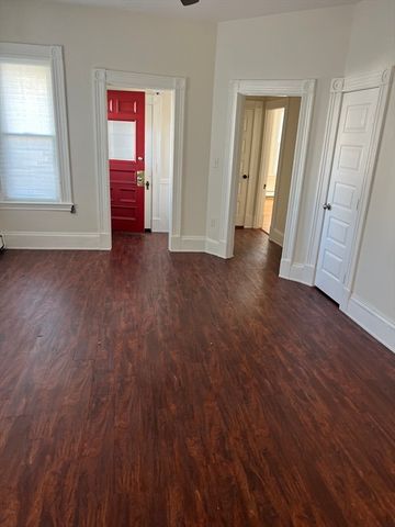 15 Maple Ave 1, Bridgewater, MA 02324