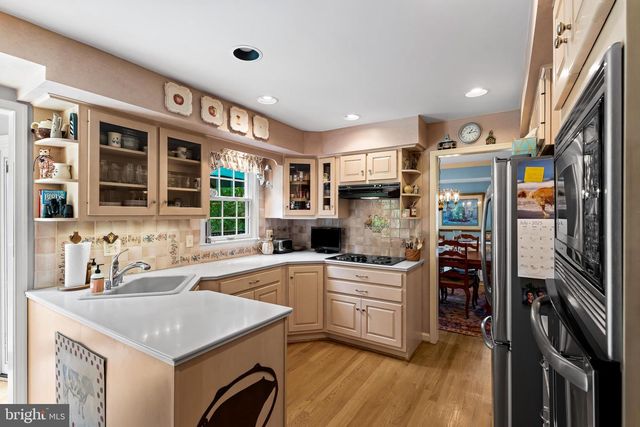 5158 DURHAM RD W, Columbia, MD 21044