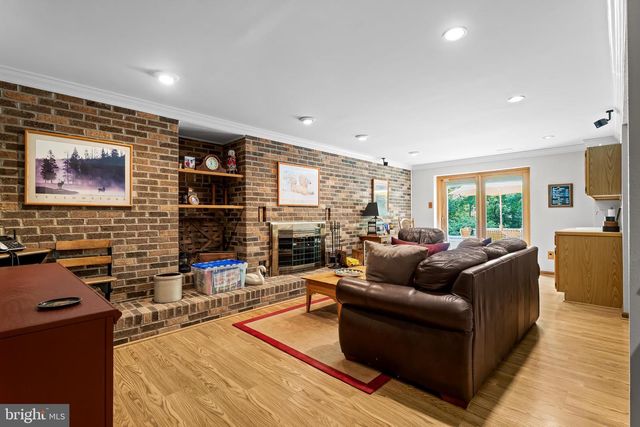5158 DURHAM RD W, Columbia, MD 21044