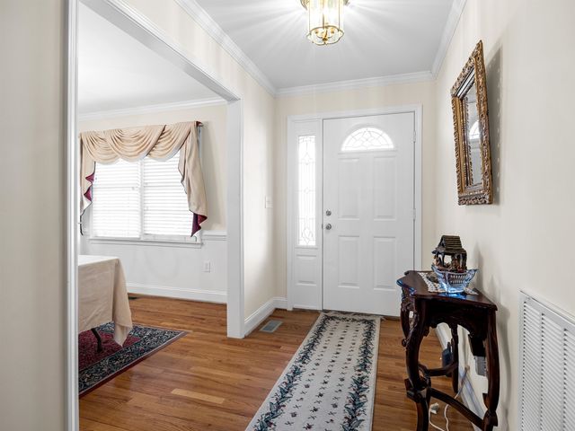 214 Rivermill Court, Spartanburg, SC 29301