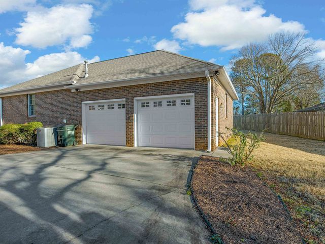 214 Rivermill Court, Spartanburg, SC 29301