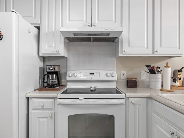 214 Rivermill Court, Spartanburg, SC 29301