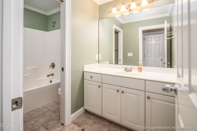 1048 Augusta Lane, Greenville, NC 27858