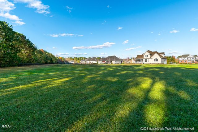 1048 Augusta Lane, Greenville, NC 27858