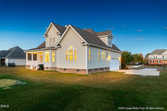 1048 Augusta Lane, Greenville, NC 27858