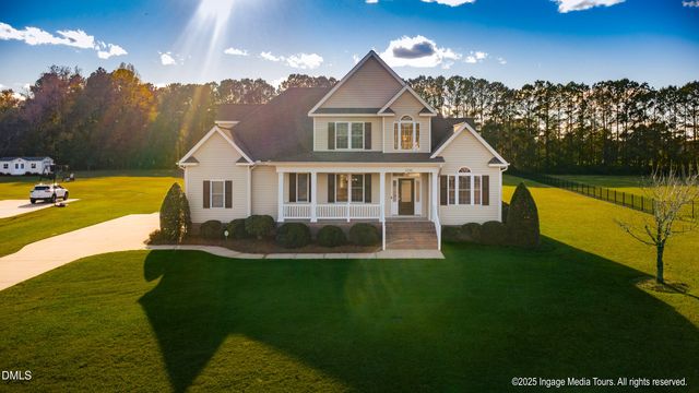 1048 Augusta Lane, Greenville, NC 27858