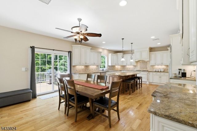 42 Spring Valley Rd, Montvale Boro, NJ 07645