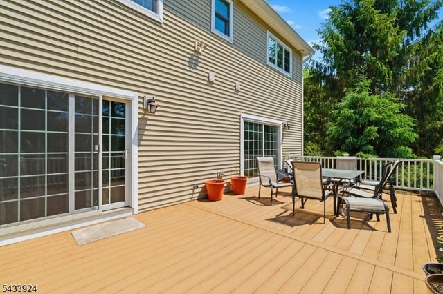 42 Spring Valley Rd, Montvale Boro, NJ 07645