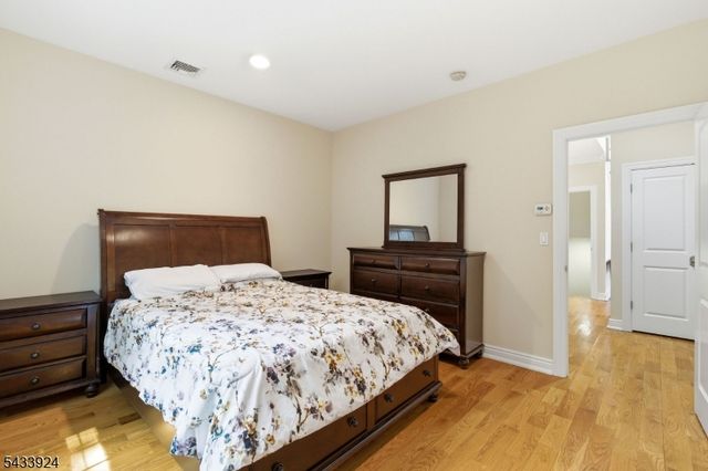 42 Spring Valley Rd, Montvale Boro, NJ 07645