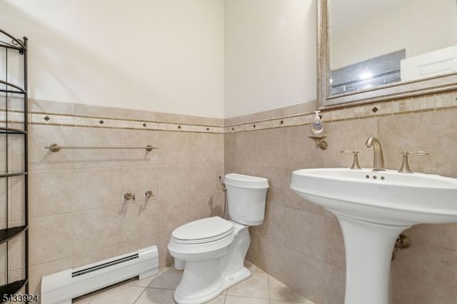 42 Spring Valley Rd, Montvale Boro, NJ 07645