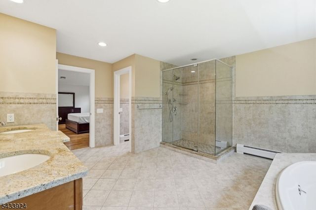 42 Spring Valley Rd, Montvale Boro, NJ 07645