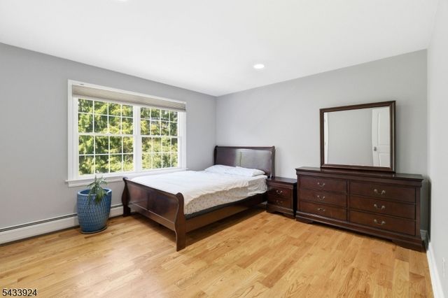 42 Spring Valley Rd, Montvale Boro, NJ 07645