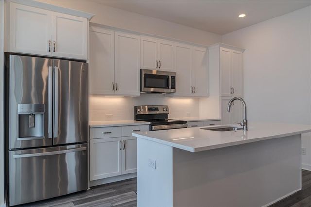 133 Devore Road 208, Alpharetta, GA 30009