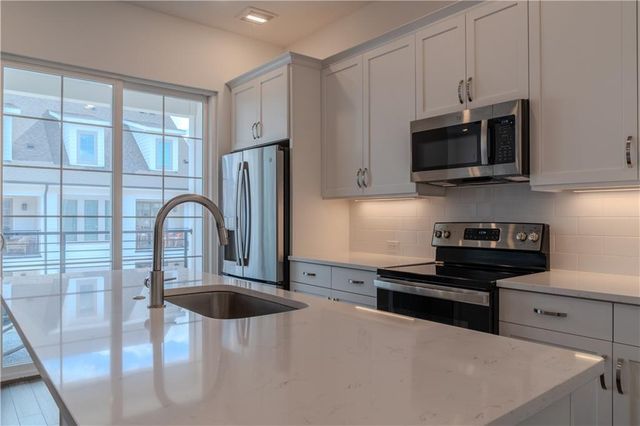 133 Devore Road 208, Alpharetta, GA 30009