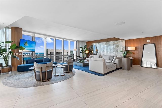 851 NE 1st Ave 5201, Miami, FL 33132