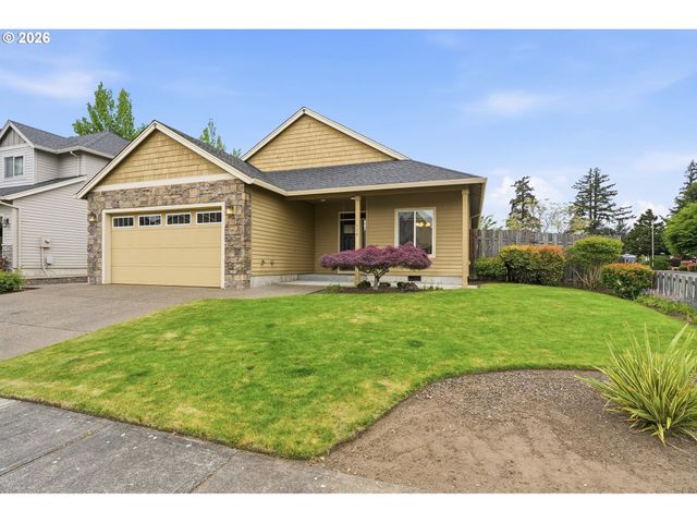 1438 N JUNIPER Pl, Canby, OR 97013