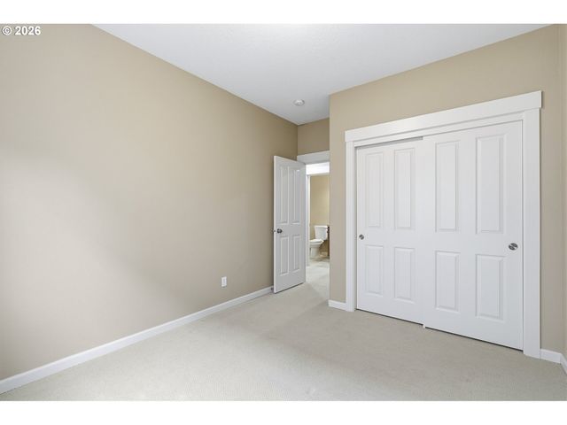 1438 N JUNIPER Pl, Canby, OR 97013