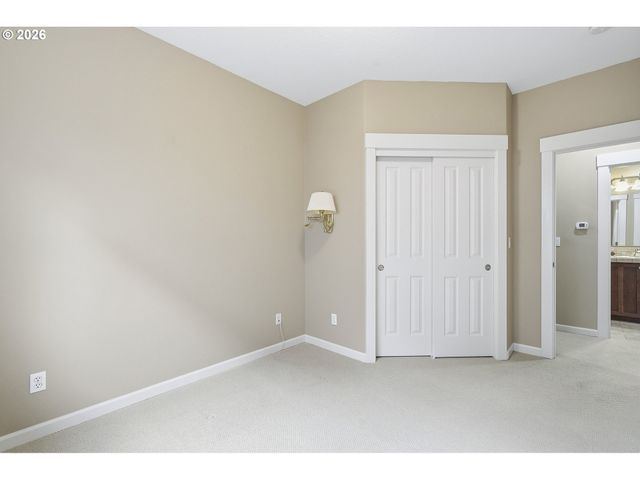 1438 N JUNIPER Pl, Canby, OR 97013