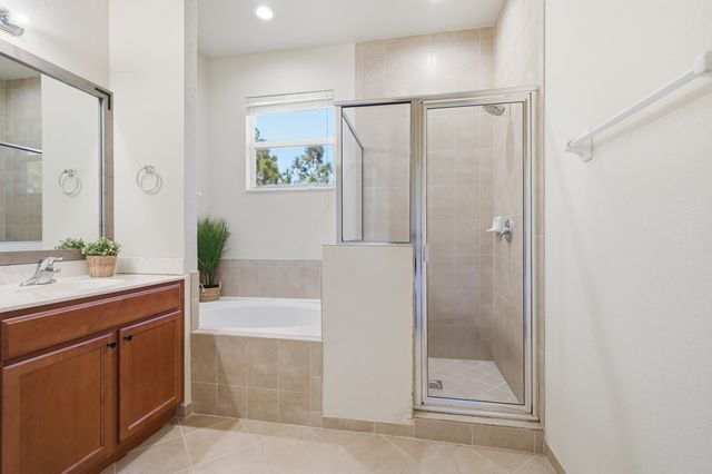 75 SW Squirrel Nest Way, Stuart, FL 34997