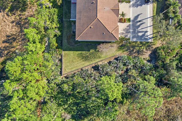 75 SW Squirrel Nest Way, Stuart, FL 34997