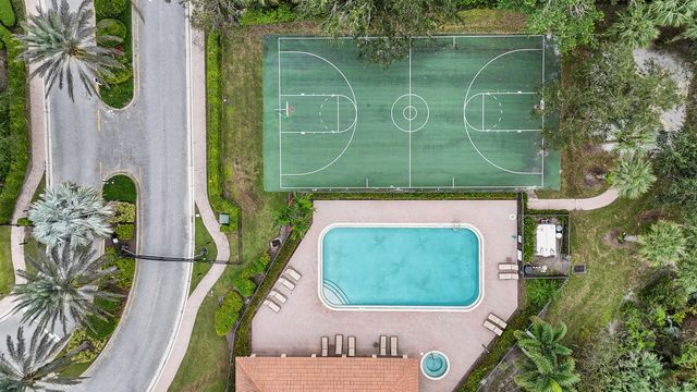 75 SW Squirrel Nest Way, Stuart, FL 34997