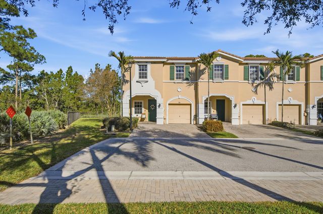 75 SW Squirrel Nest Way, Stuart, FL 34997