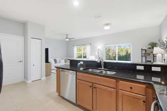 75 SW Squirrel Nest Way, Stuart, FL 34997