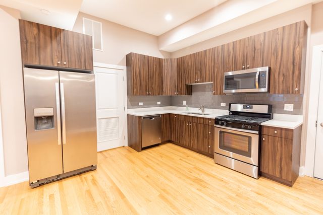 3433 S Indiana Avenue 303, Chicago, IL 60616