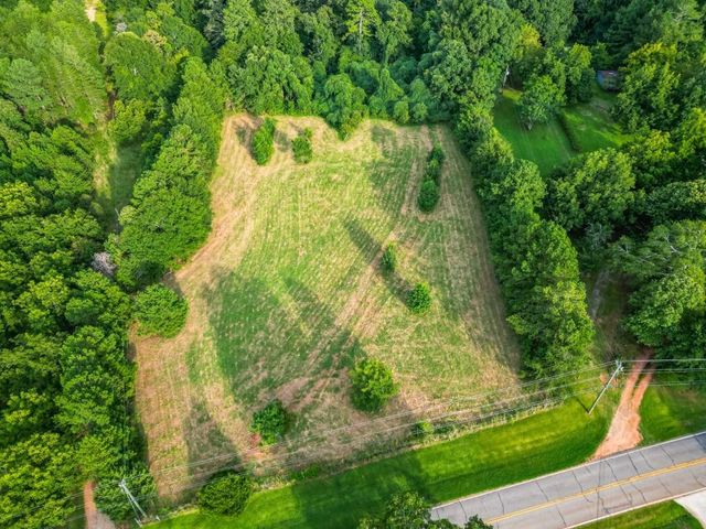 2045 Cleveland Road, Bogart, GA 30622