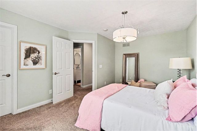 158 Lisle Lane, Washington Twp, OH 45054