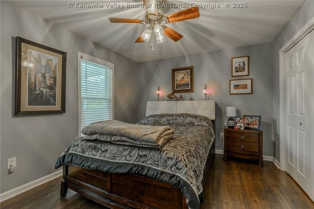 867 Young Hollow Road, Kenna, WV 25248