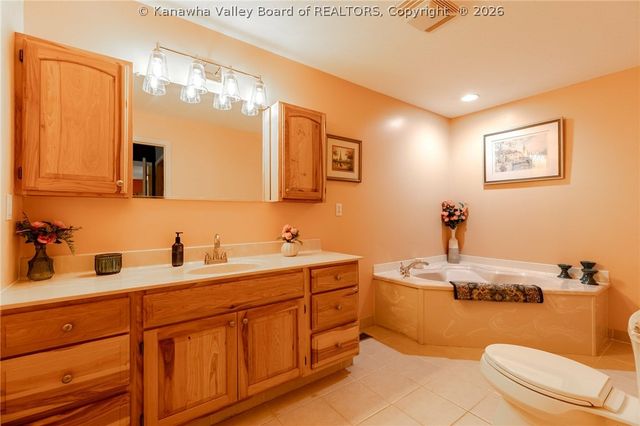 867 Young Hollow Road, Kenna, WV 25248