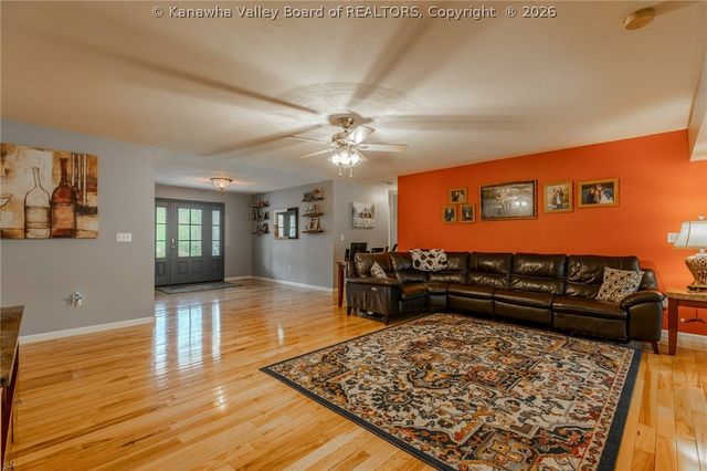 867 Young Hollow Road, Kenna, WV 25248