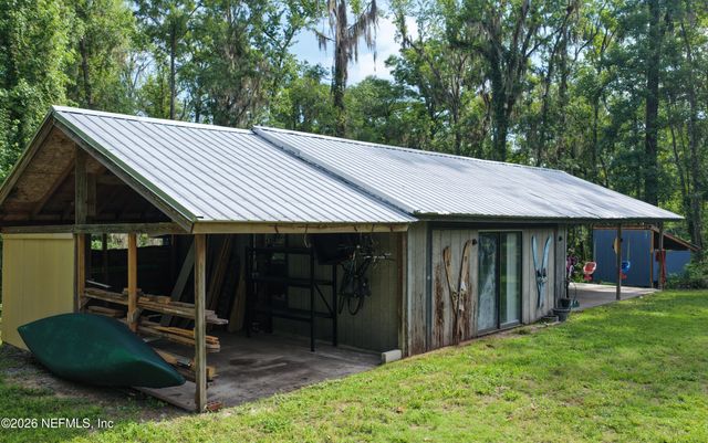 3860 MAGNOLIA Street, Middleburg, FL 32068