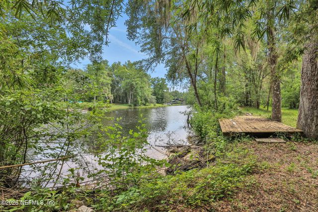 3860 MAGNOLIA Street, Middleburg, FL 32068