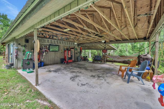 3860 MAGNOLIA Street, Middleburg, FL 32068