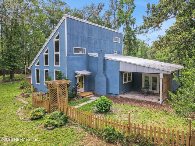 3860 MAGNOLIA Street, Middleburg, FL 32068
