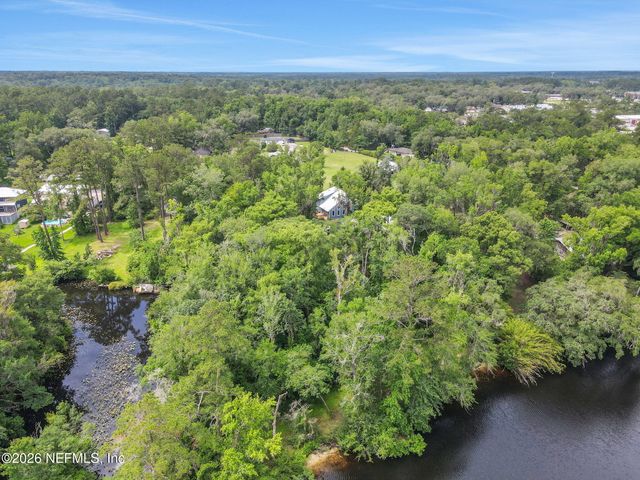 3860 MAGNOLIA Street, Middleburg, FL 32068