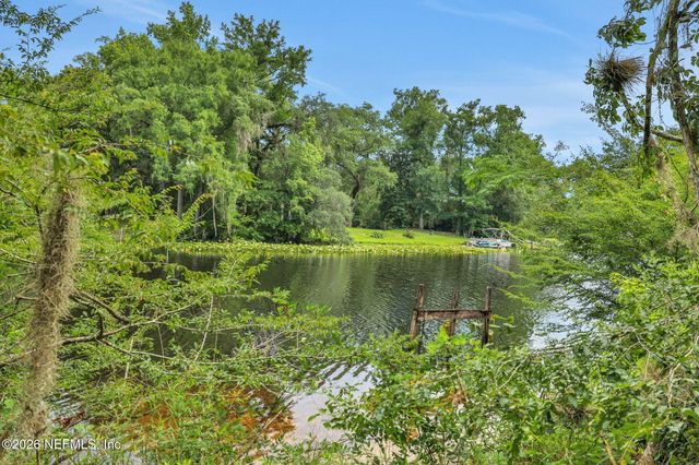 3860 MAGNOLIA Street, Middleburg, FL 32068