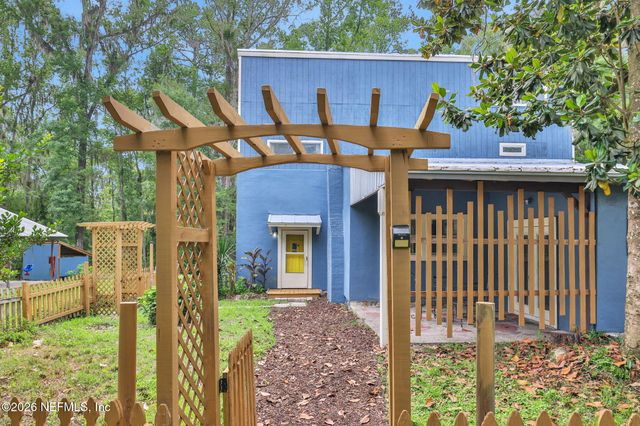 3860 MAGNOLIA Street, Middleburg, FL 32068