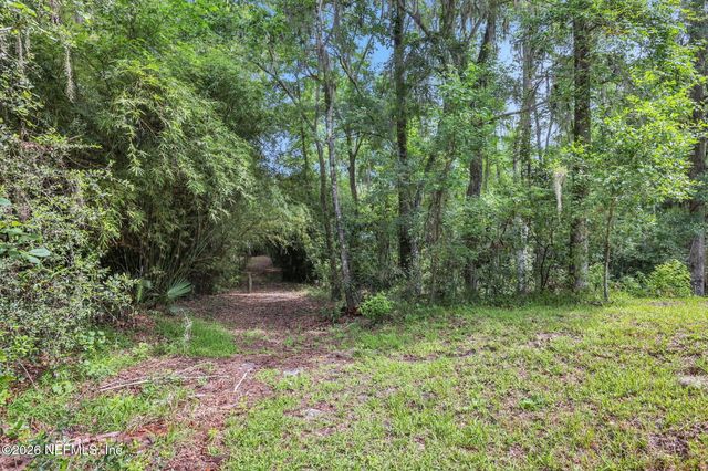 3860 MAGNOLIA Street, Middleburg, FL 32068