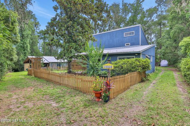 3860 MAGNOLIA Street, Middleburg, FL 32068