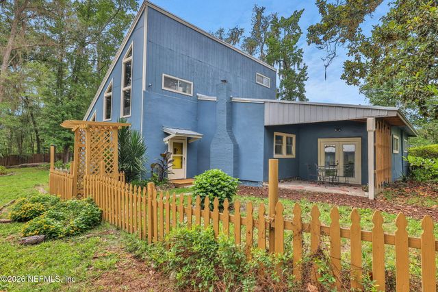 3860 MAGNOLIA Street, Middleburg, FL 32068