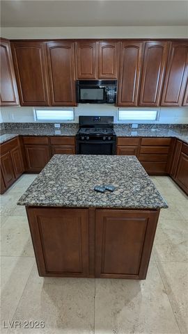 9032 Pine Mission Avenue, Las Vegas, NV 89143