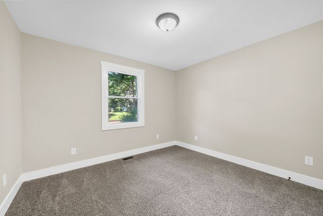 300 High St, Clarksville, TN 37040