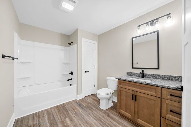 300 High St, Clarksville, TN 37040