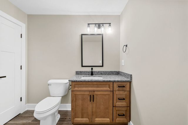 300 High St, Clarksville, TN 37040