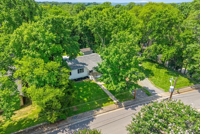 300 High St, Clarksville, TN 37040