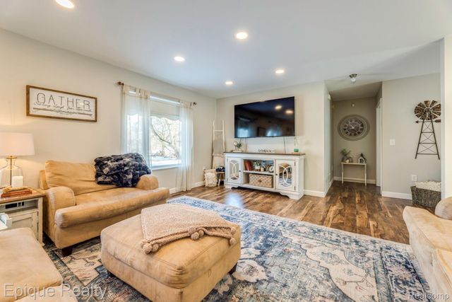 7884 North Road, Burtchville Township, MI 48059