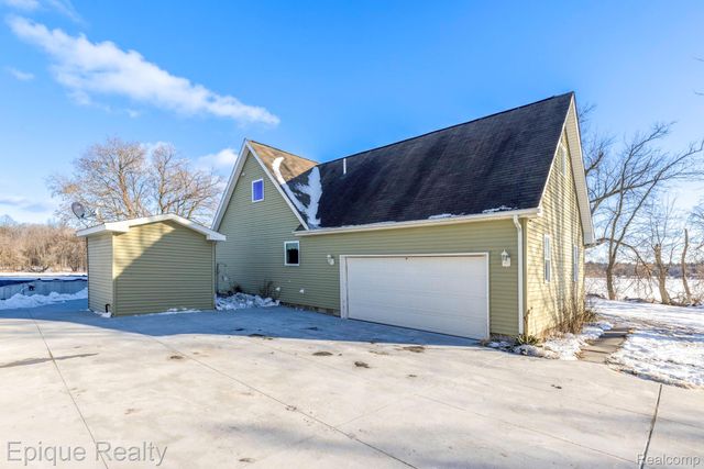 7884 North Road, Burtchville Township, MI 48059